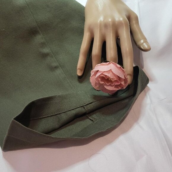 Liz Claiborne, Kylie Pants, Wrinkle Free, Women's Tan,  Size 12P - Picture 6 of 6